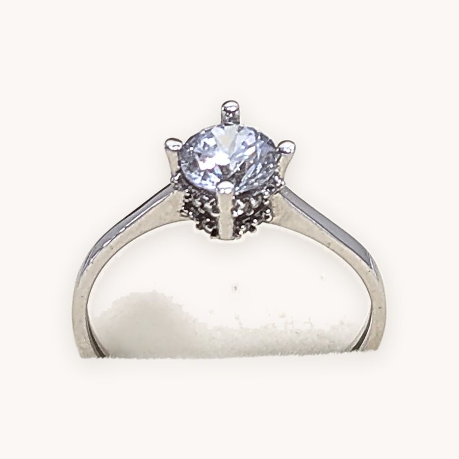 Solitario de oro blanco 18k